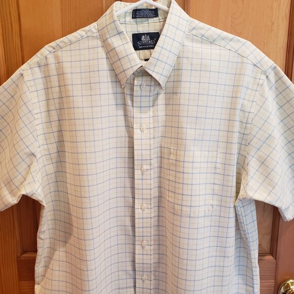 Stafford Men's Wrinkle-Free Oxford Button Up Short Sleeve Shirt, Size: Neck 17 - Picture 2 of 15